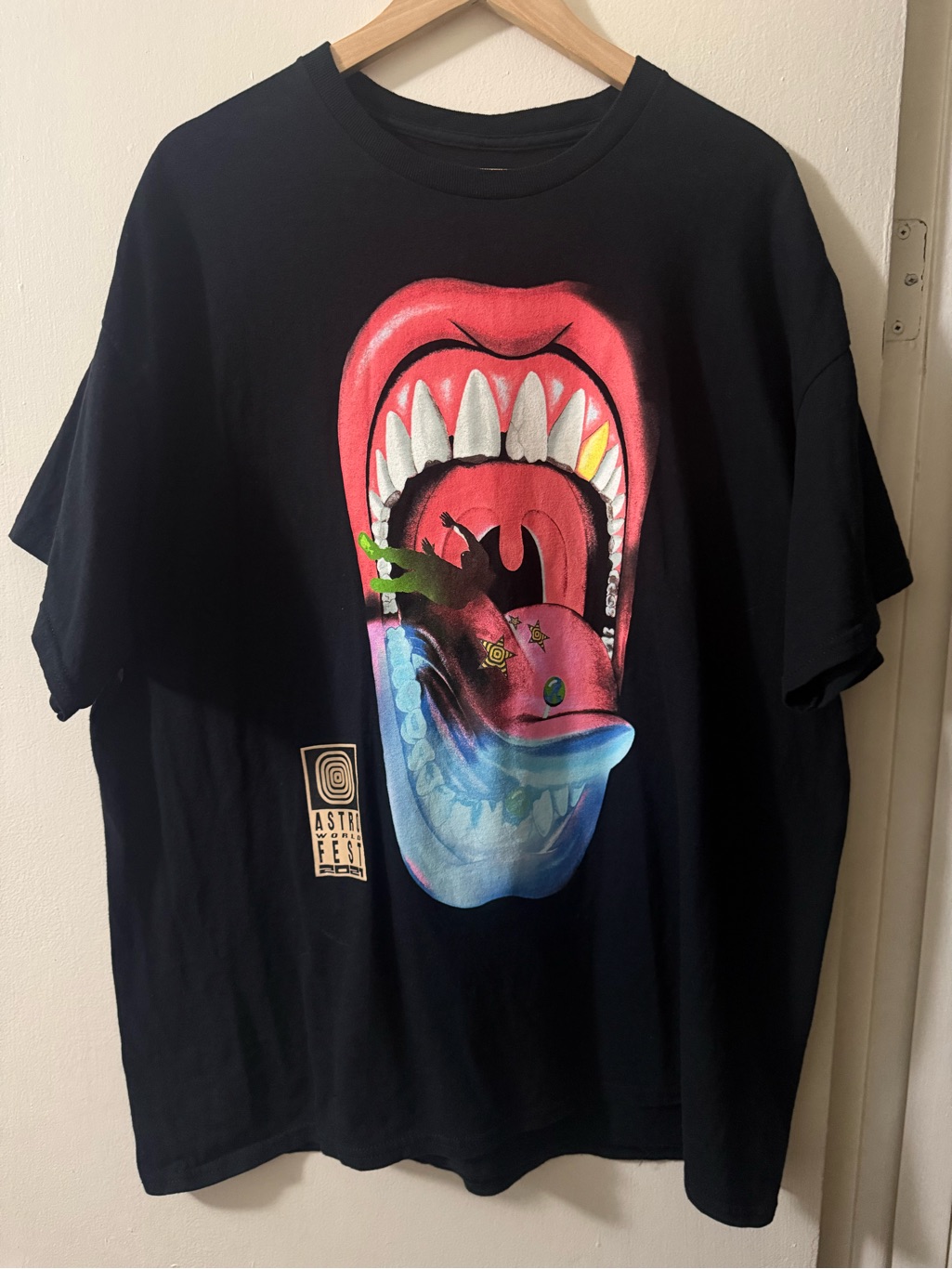 Cactus Jack By Travis Scott Black Tee With Multicolor Mouth Graphic